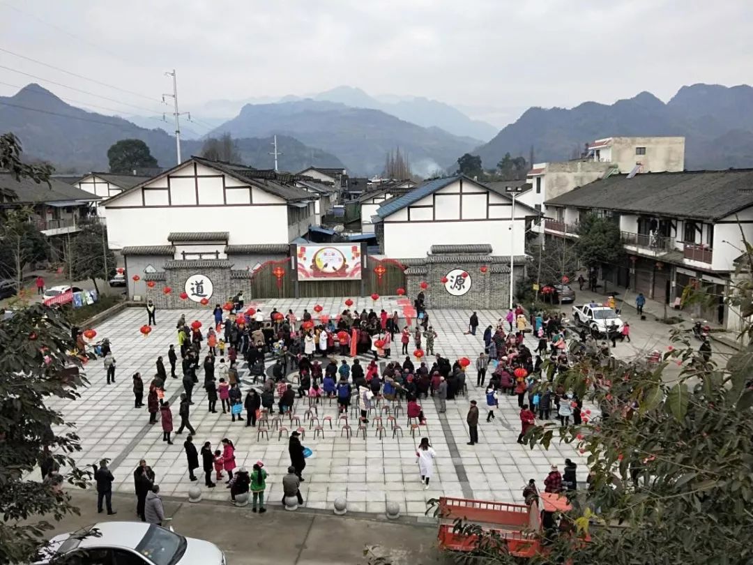 鶴鳴社區(qū)村最新項(xiàng)目，引領(lǐng)鄉(xiāng)村發(fā)展的典范之作，鶴鳴社區(qū)村最新項(xiàng)目，鄉(xiāng)村發(fā)展的典范引領(lǐng)之路